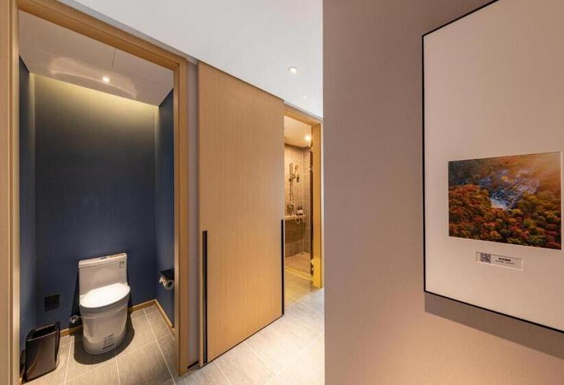 Номер Superior, Atour Hotel Nanjing Jiangning Riverside Shike Lake