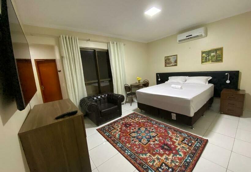 Suite met Kingsize Bed, Bertolini