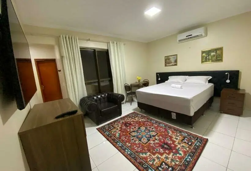 Suite Kingsize Bett, Bertolini