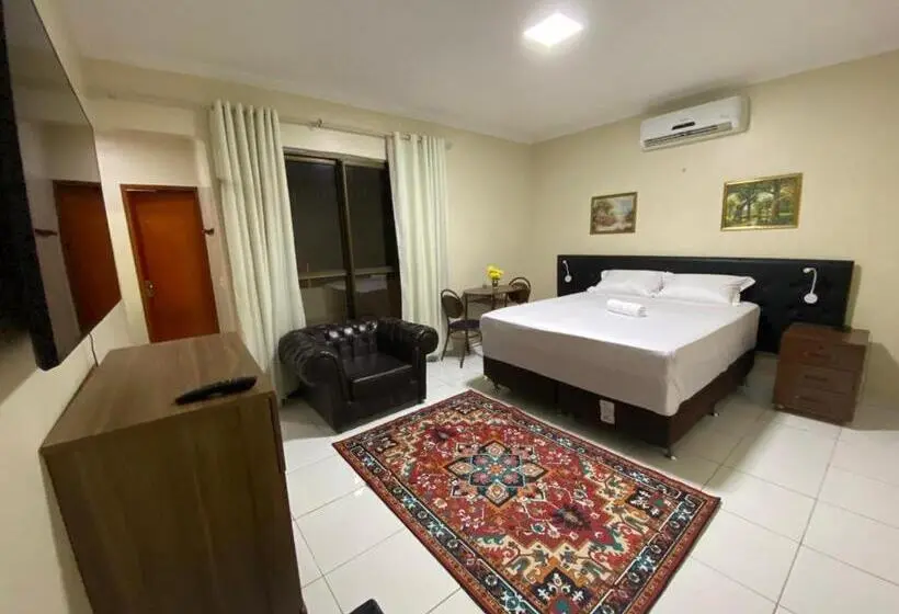 Suite Kingsize Bett, Bertolini