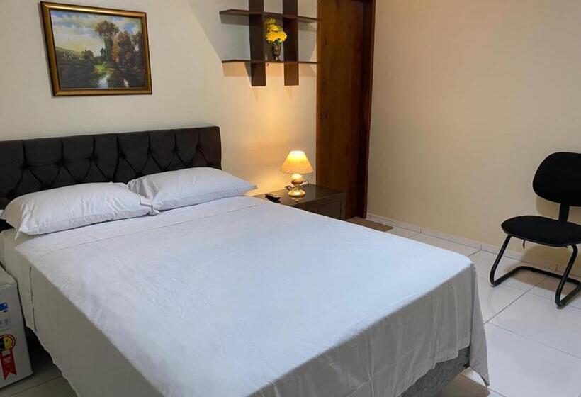 Standaardkamer met Uitzicht op de Bergen, Bertolini