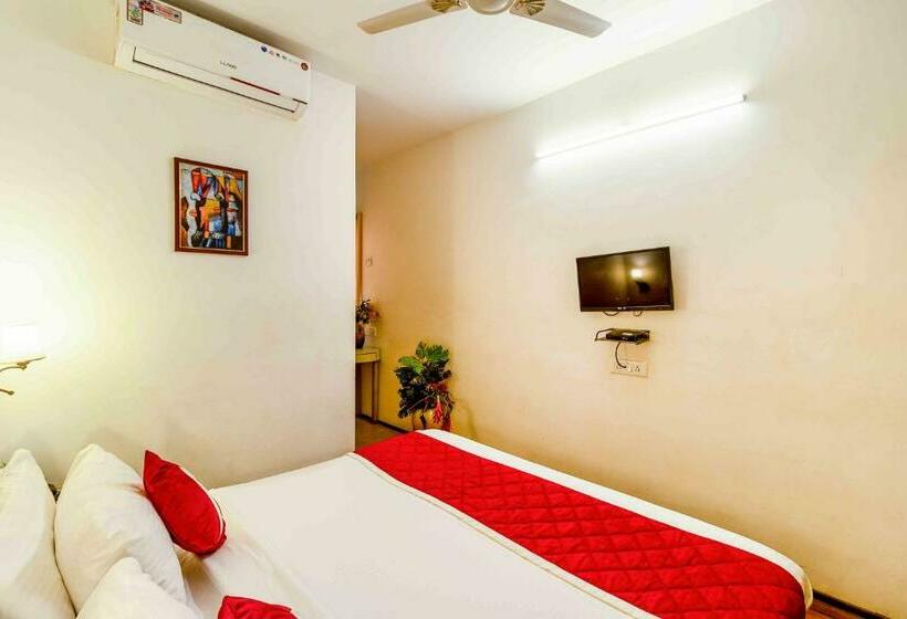 Habitación Deluxe, Octave Adya