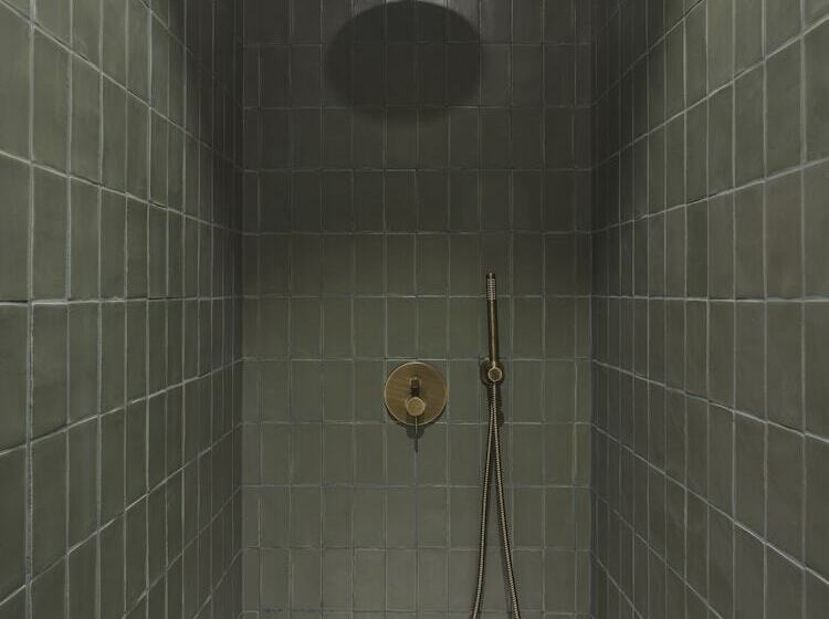 اتاق کلاسیک, Torel Saboaria Boutique