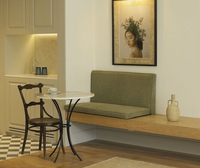 اتاق کلاسیک, Torel Saboaria Boutique