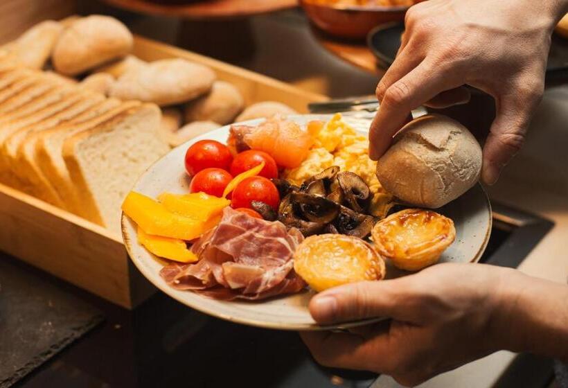 اتاق کلاسیک, Torel Saboaria Boutique