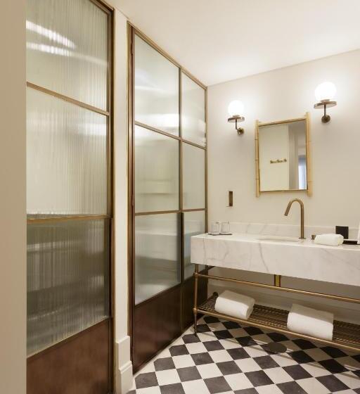 استودیو استاندارد با چشمانداز باغ, Torel Saboaria Boutique