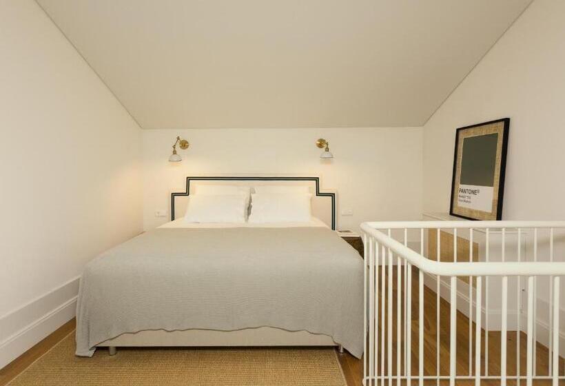 استودیو استاندارد با چشمانداز باغ, Torel Saboaria Boutique