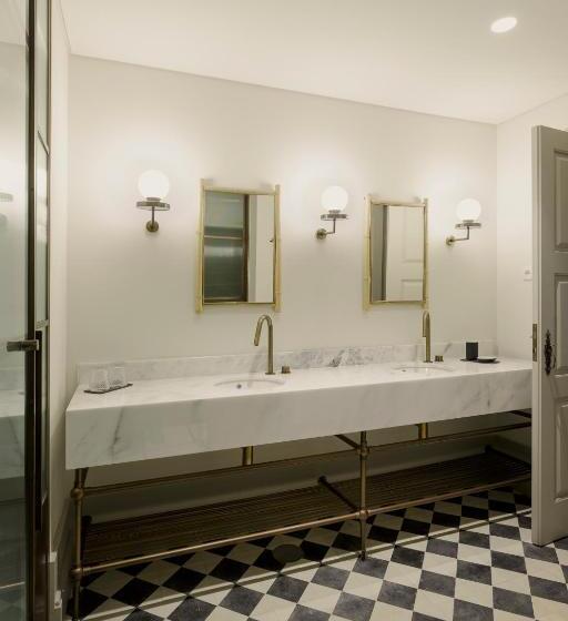 سوییت لوکس, Torel Saboaria Boutique