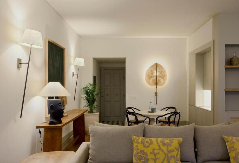 سوییت لوکس, Torel Saboaria Boutique