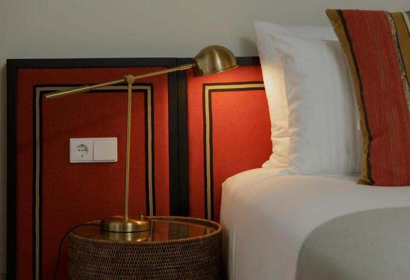 سوییت با چشمانداز باغ, Torel Saboaria Boutique