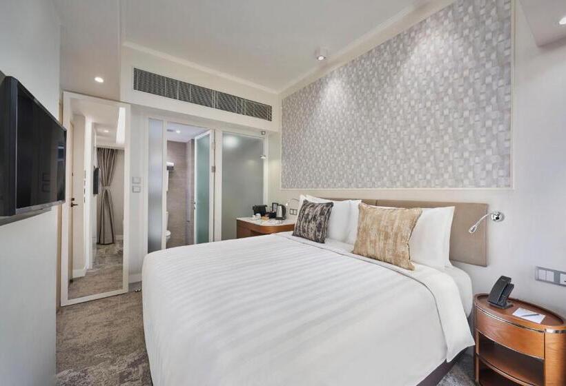 اتاق سوپریور با تخت بزرگ, Y Hotel Hong Kong