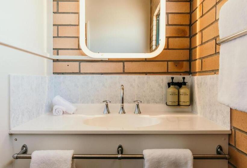 اتاق استاندارد یک تخته با تخت بزرگ, Oasis Motor Inn Blackall