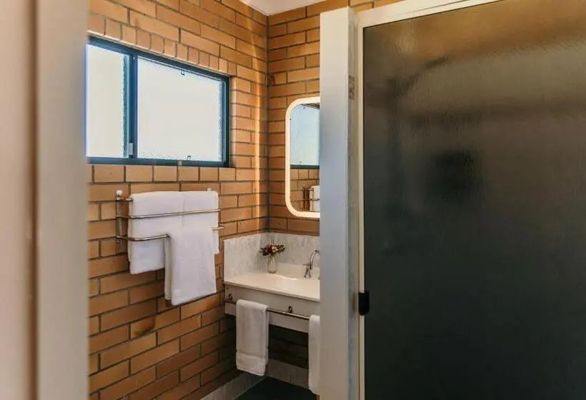 キングベッドのスタンダードシングルルーム, Oasis Motor Inn Blackall