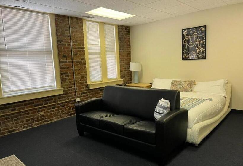 اتاق استاندارد با سرویس بهداشتی مشترک, Michie House In College Hill