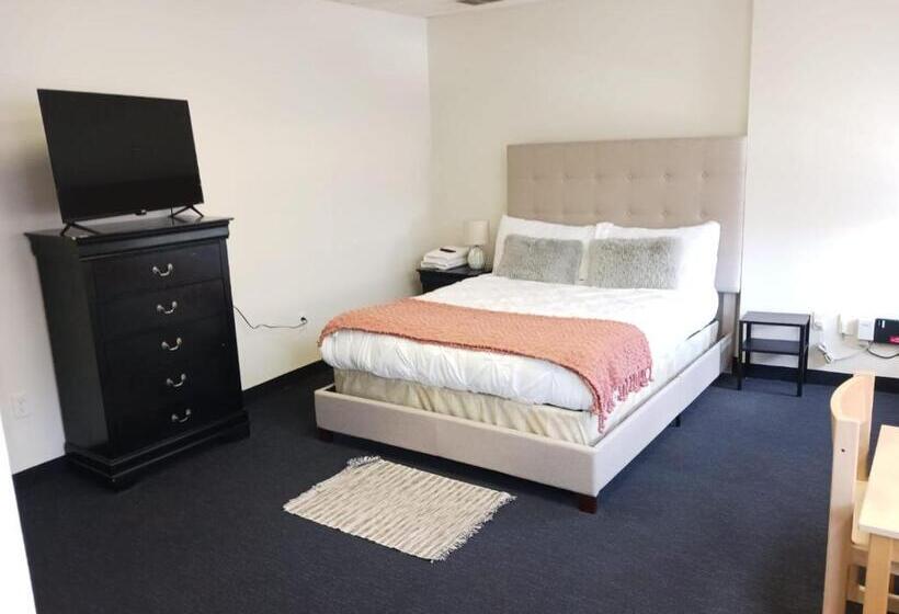バス共有のスタンダードルーム, Michie House In College Hill