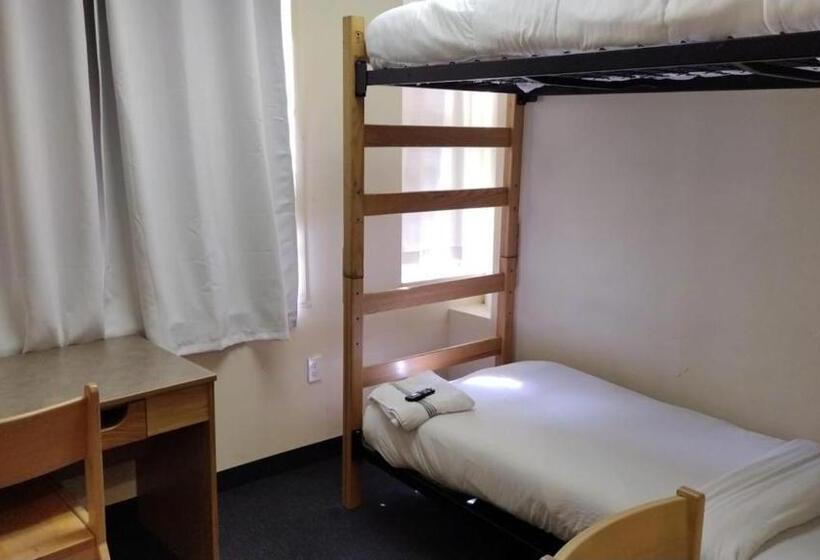 اتاق اکونومی, Michie House In College Hill