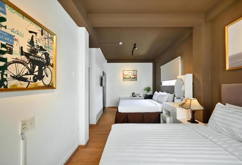 اتاق چهارنفره مدیریتی, The Noble Swan Woodpark