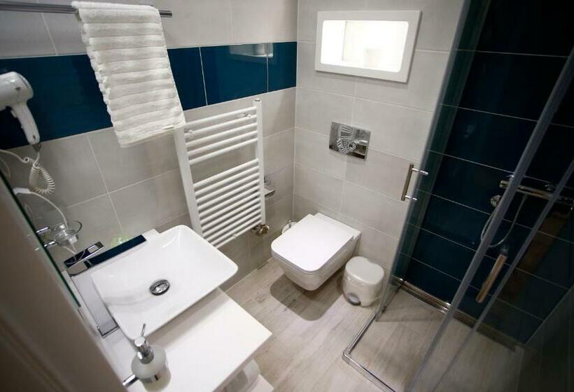 اتاق استاندارد, Rox