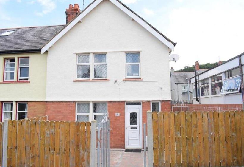 בית, 4 חדרי שינה, Near Sea House Stay