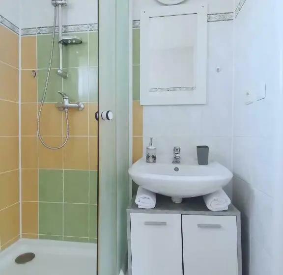 Sviitti Parveke, Penzion Pod Kostelíčkem