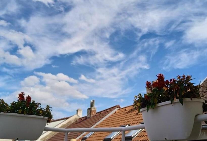 带阳台套房, Penzion Pod Kostelíčkem