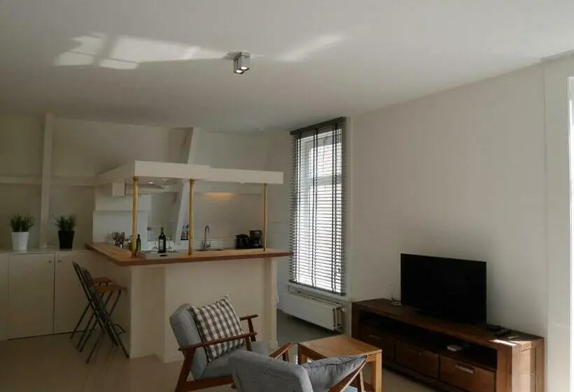 Standard-studio Parveke, Casa Del Cisne