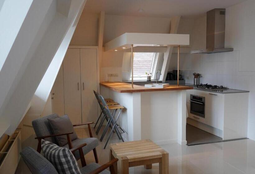 إستوديو قياسى, Casa Del Cisne