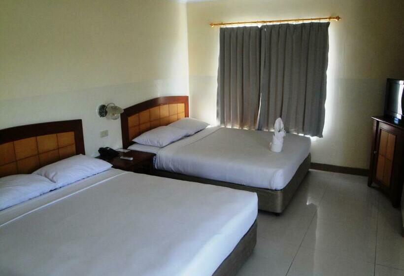 חדר משפחתי, Celebes