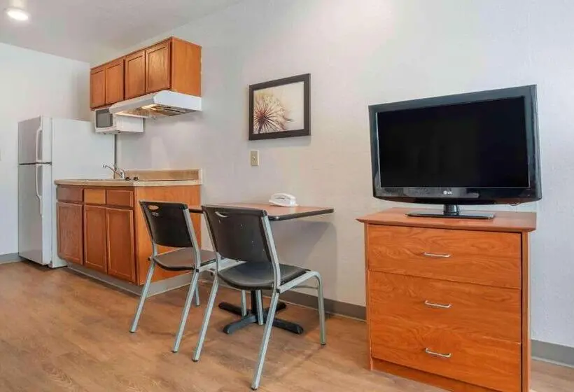 ２ダブルベッドのスタンダードルーム, Extended Stay America Select Suites   Jackson   South