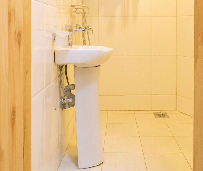 اتاق استاندارد, Tooro Fairway