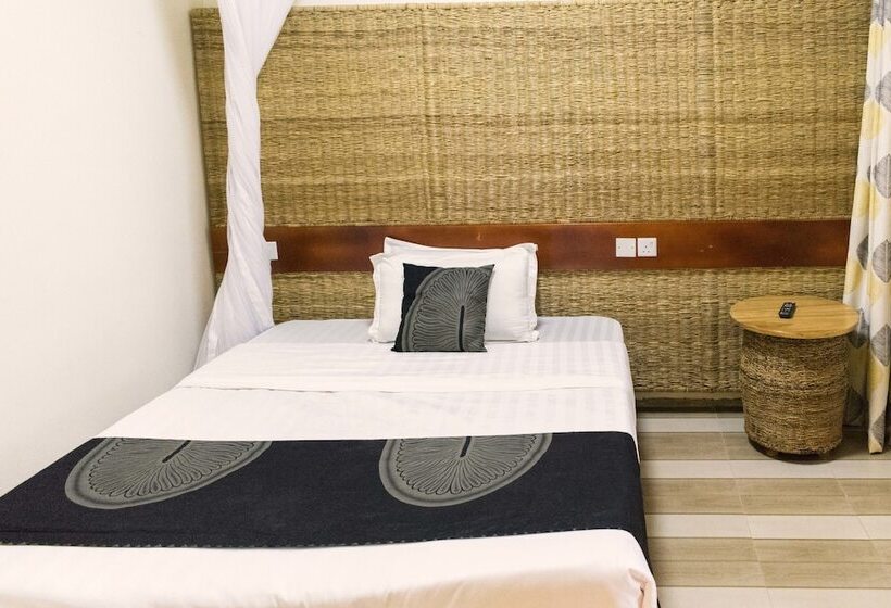 اتاق استاندارد, Tooro Fairway