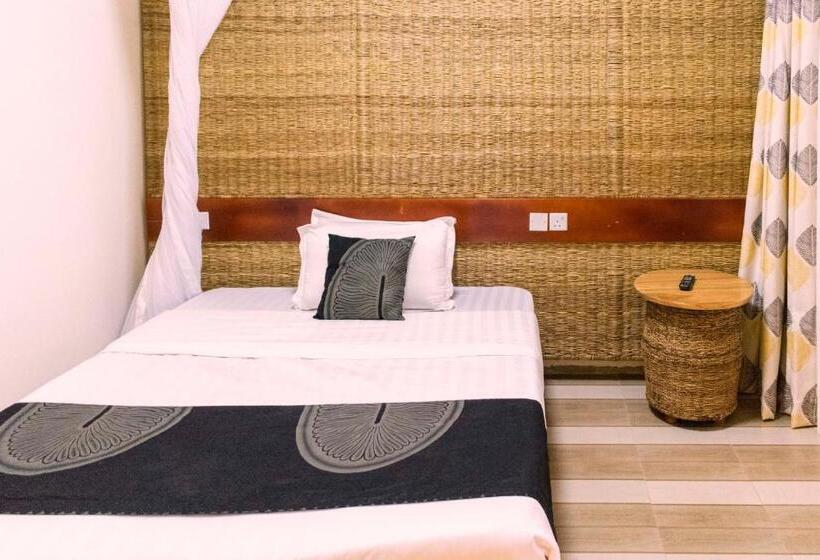 اتاق استاندارد, Tooro Fairway