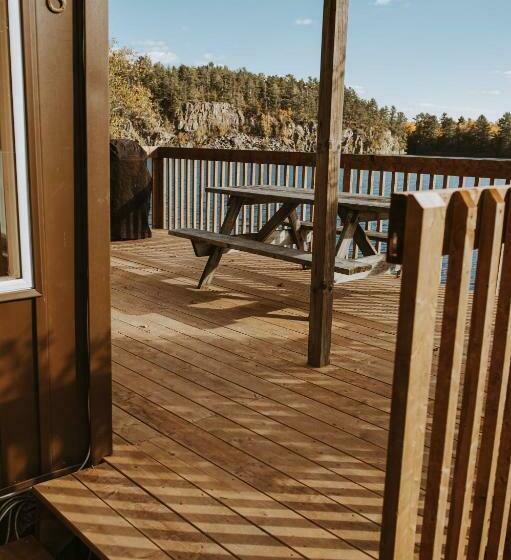 منزل غرفة نوم واحدة, Lang Lake Resort