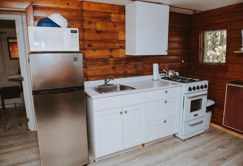 منزل غرفة نوم واحدة, Lang Lake Resort