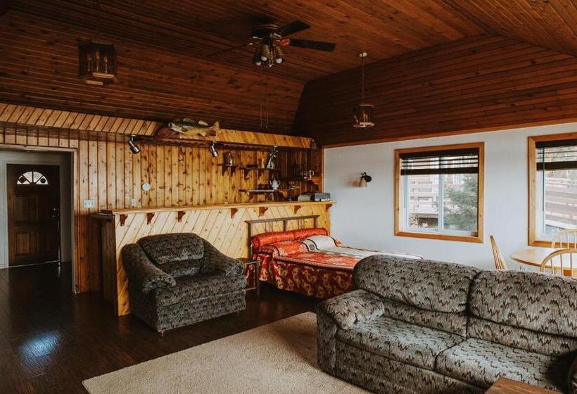 جناح عائلي, Lang Lake Resort