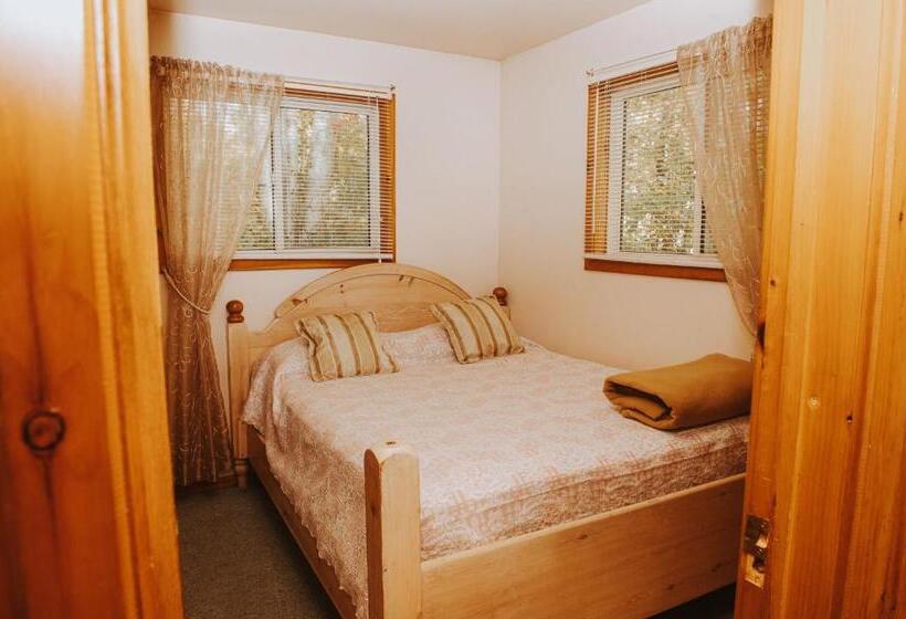 منزل 4 غرف نوم, Lang Lake Resort