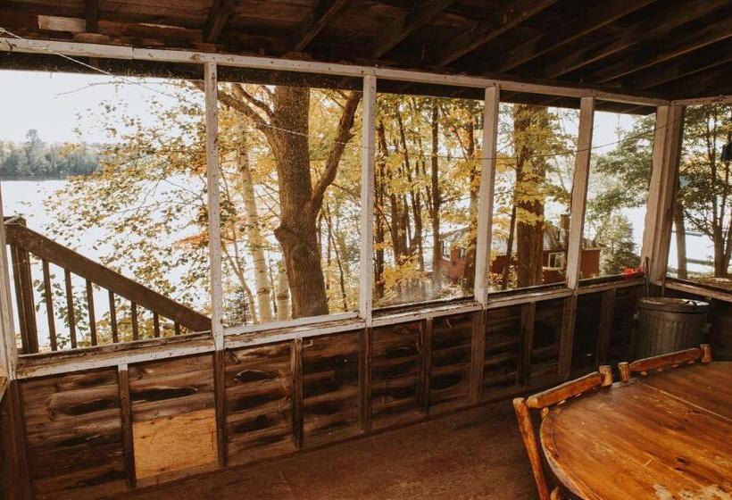 منزل 4 غرف نوم, Lang Lake Resort