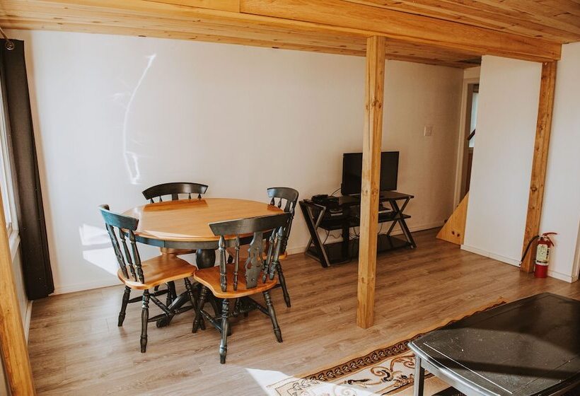 منزل غرفة نوم واحدة, Lang Lake Resort