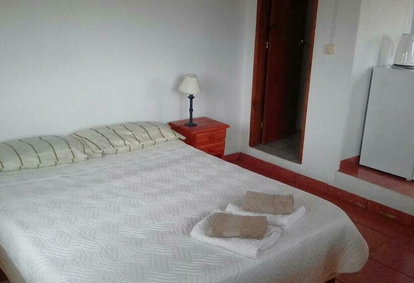 استودیوی استاندارد, Mini Apartamentos