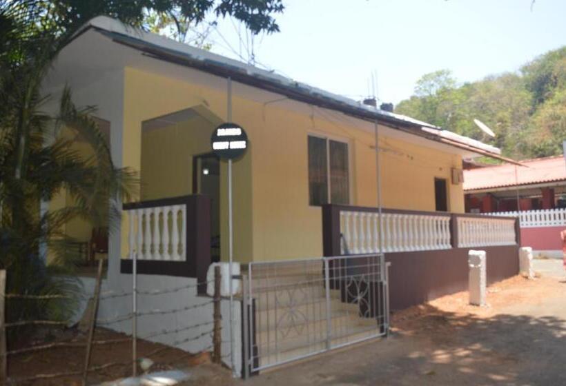 豪华房间, James Guesthouse