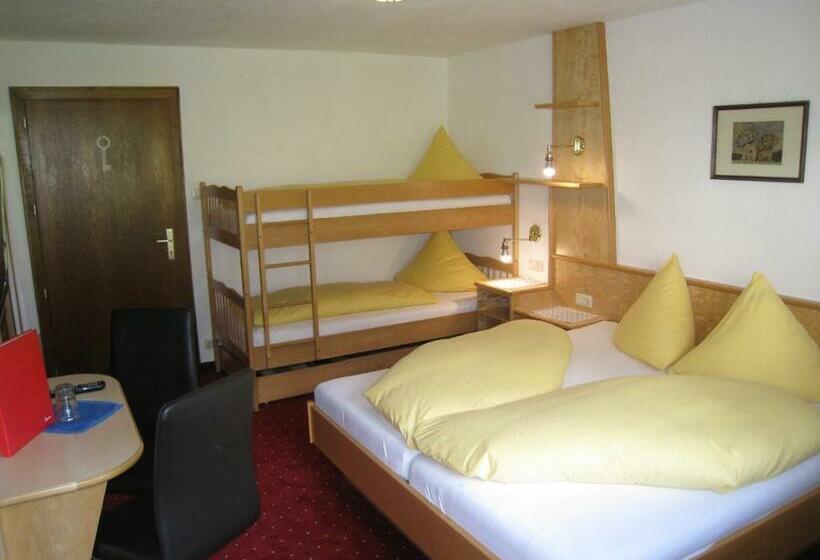 חדר משפחתי, Lärchenhof Serfaus