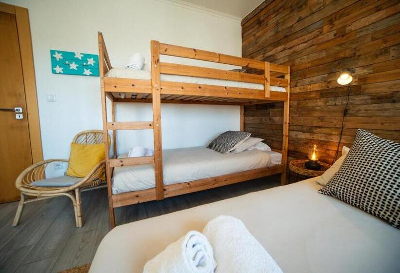 غرفة قياسية ثلاثية, Alex Surf Hostel