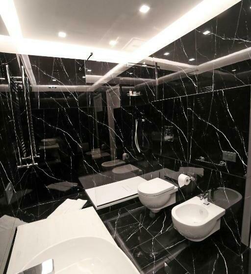 اتاق لوکس, Casa Sant Elmo 21