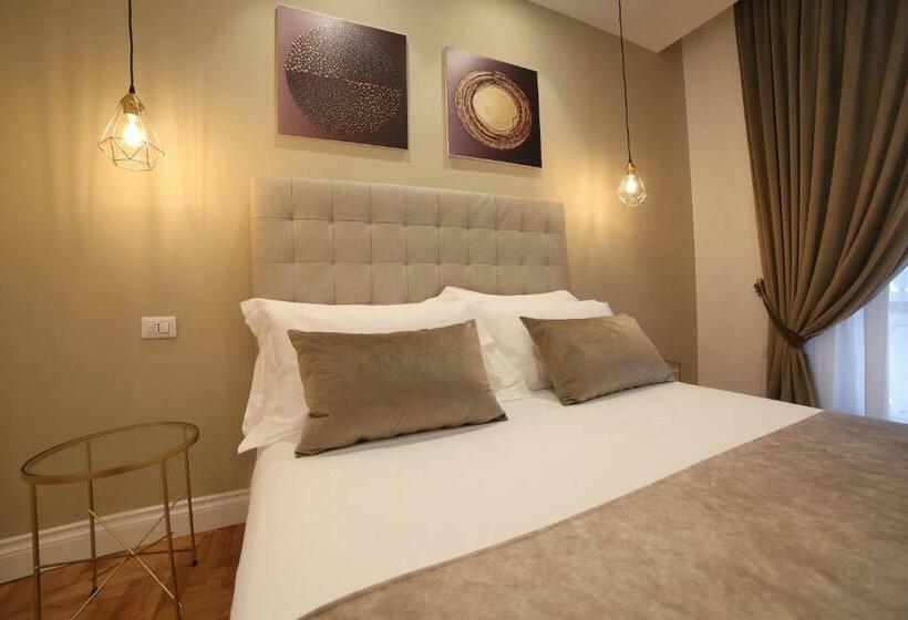 اتاق لوکس, Casa Sant Elmo 21