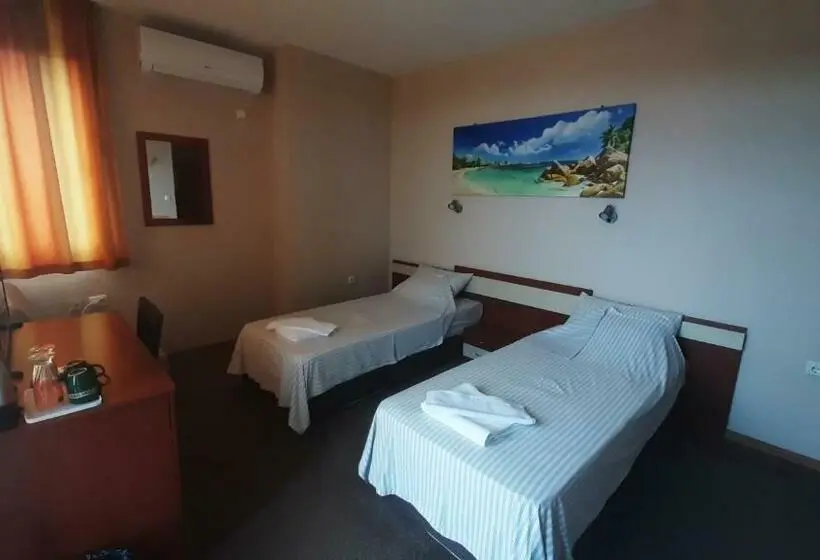 اتاق استاندارد, Family Hotel Favourite