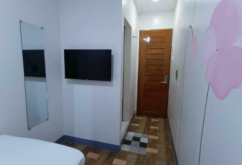 غرفة قياسية فردية, Fb Dormitel Suites