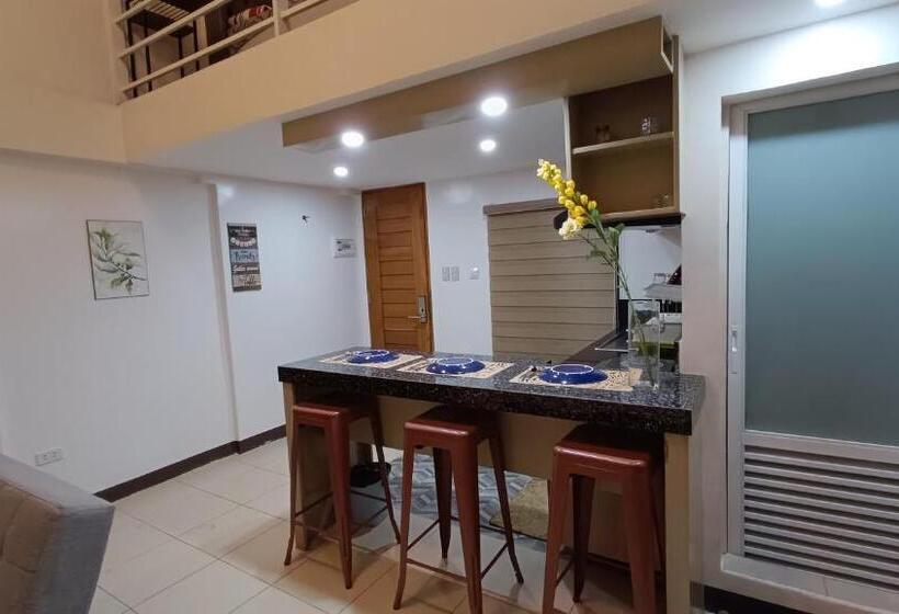 סוויטה אקזקיוטיב, Fb Dormitel Suites