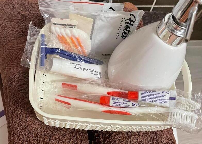 اتاق استاندارد چهار تخته, Best House