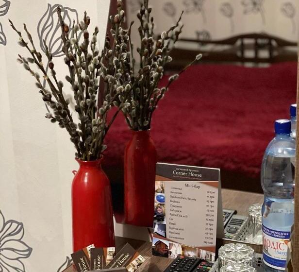 اتاق استاندارد چهار تخته, Best House