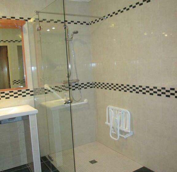 غرفة قياسية لذوى الاحتياجات الخاصة, Chambre D Hotes Les Bordes